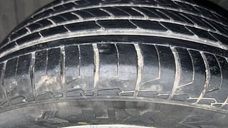 Used 2021 Maruti Suzuki S-Cross Zeta Petrol Manual tyres LEFT FRONT TYRE TREAD VIEW
