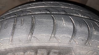 Used 2015 Hyundai Elite i20 Asta 1.4 CRDI Diesel Manual tyres RIGHT FRONT TYRE TREAD VIEW