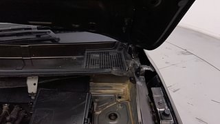 Used 2019 Renault Kwid [2015-2019] 1.0 RXT AMT Opt Petrol Automatic engine ENGINE LEFT SIDE HINGE & APRON VIEW