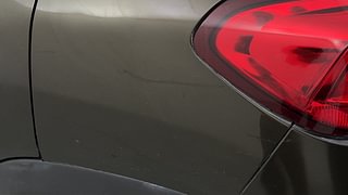 Used 2019 Renault Kwid [2015-2019] 1.0 RXT AMT Opt Petrol Automatic dents MINOR DENT