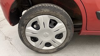 Used 2016 Maruti Suzuki Wagon R 1.0 VXI AMT Petrol Automatic tyres RIGHT REAR TYRE RIM VIEW