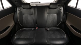 Used 2015 Hyundai Elite i20 Asta 1.4 CRDI Diesel Manual interior REAR SEAT CONDITION VIEW