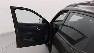 Used 2019 Renault Kwid [2015-2019] 1.0 RXT AMT Opt Petrol Automatic interior LEFT FRONT DOOR OPEN VIEW