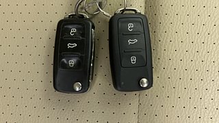 Used 2017 volkswagen Vento 1.2L Highline Petrol AT Petrol Automatic extra CAR KEY VIEW