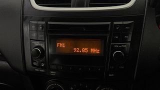 Used 2015 Maruti Suzuki Swift [2011-2017] VXi Petrol Manual top_features Integrated (in-dash) music system