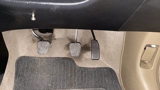 Used 2016 Honda Amaze 1.2 VX i-VTEC Petrol Manual interior PEDALS VIEW