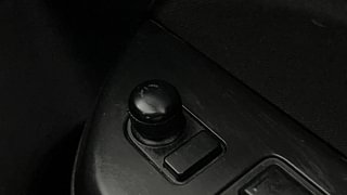 Used 2015 Maruti Suzuki Swift [2011-2017] VXi Petrol Manual top_features Adjustable ORVM