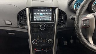 Used 2019 Mahindra XUV500 W9 Diesel Manual interior MUSIC SYSTEM & AC CONTROL VIEW