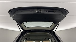 Used 2019 Mahindra XUV500 W9 Diesel Manual interior DICKY DOOR OPEN VIEW