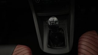 Used 2017 Ford Figo Titanium1.5 TDCi Diesel Manual interior GEAR  KNOB VIEW