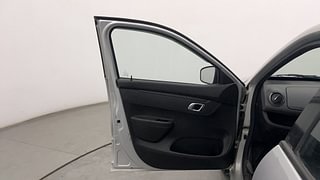 Used 2019 Renault Kwid [2017-2019] RXT 1.0 SCE Special (O) Petrol Manual interior LEFT FRONT DOOR OPEN VIEW