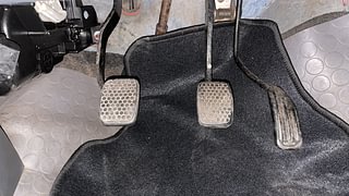 Used 2013 Maruti Suzuki Alto 800 Lxi Petrol Manual interior PEDALS VIEW