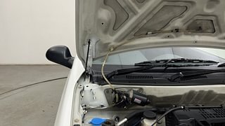 Used 2014 Maruti Suzuki Alto 800 Vxi Petrol Manual engine ENGINE RIGHT SIDE HINGE & APRON VIEW