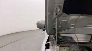 Used 2019 Renault Kwid [2017-2019] RXT 1.0 SCE Special (O) Petrol Manual engine ENGINE RIGHT SIDE HINGE & APRON VIEW