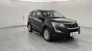 Used 2019 Mahindra XUV500 W9 Diesel Manual exterior RIGHT FRONT CORNER VIEW