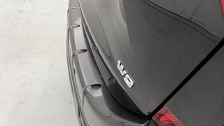 Used 2019 Mahindra XUV500 W9 Diesel Manual dents MINOR DENT