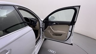 Used 2019 Audi A6 [2015-2019] 35 TDI S LINE Matrix Diesel Automatic interior RIGHT FRONT DOOR OPEN VIEW