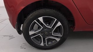 Used 2019 Tata Tiago [2018-2020] XZ Plus Dual Tone Roof Petrol Manual tyres RIGHT REAR TYRE RIM VIEW
