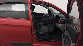Used 2019 Tata Tiago [2018-2020] XZ Plus Dual Tone Roof Petrol Manual interior RIGHT SIDE FRONT DOOR CABIN VIEW