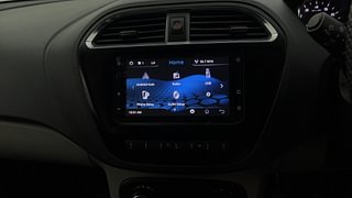 Used 2019 Tata Tiago [2018-2020] XZ Plus Dual Tone Roof Petrol Manual top_features Integrated (in-dash) music system