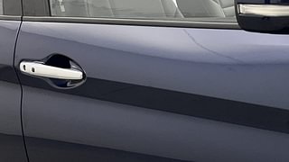 Used 2024 Maruti Suzuki XL6 Zeta MT Petrol Petrol Manual dents MINOR DENT