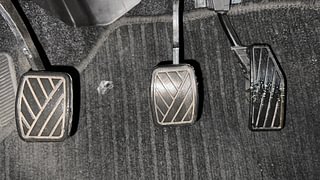 Used 2024 Maruti Suzuki XL6 Zeta MT Petrol Petrol Manual interior PEDALS VIEW