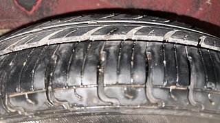 Used 2013 Hyundai i10 [2010-2016] Magna 1.2 Petrol Petrol Manual tyres RIGHT REAR TYRE TREAD VIEW