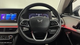 Used 2021 Mahindra XUV700 AX 7 Petrol AT Luxury Pack 7 STR Petrol Automatic interior STEERING VIEW