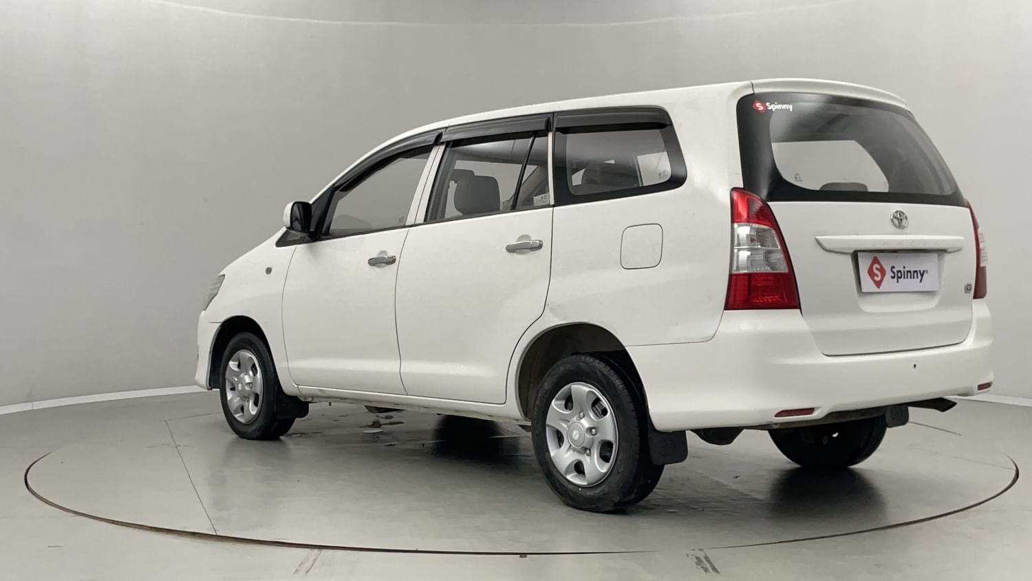New Toyota Innova exterior LEFT REAR CORNER VIEW