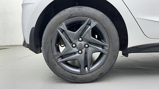 Used 2021 Hyundai New i20 Sportz 1.5 MT Diesel Diesel Manual tyres RIGHT REAR TYRE RIM VIEW