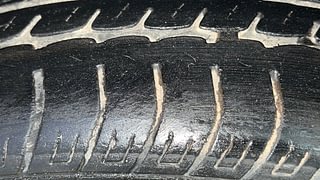 Used 2017 Maruti Suzuki Wagon R 1.0 [2010-2019] VXi Petrol Manual tyres LEFT REAR TYRE TREAD VIEW
