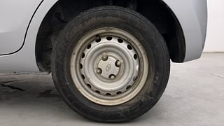 Used 2020 Hyundai New Santro 1.1 Magna AMT Petrol Automatic tyres LEFT REAR TYRE RIM VIEW