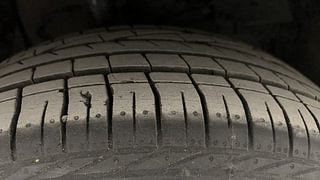 Used 2022 Tata Nexon XZ Plus (HS) Petrol Manual tyres RIGHT FRONT TYRE TREAD VIEW
