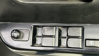 Used 2017 Maruti Suzuki Wagon R 1.0 [2010-2019] VXi Petrol Manual top_features Adjustable ORVM