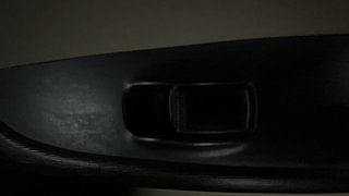 Used 2013 Hyundai i10 [2010-2016] Magna 1.2 Petrol Petrol Manual top_features Rear power window