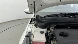 Used 2021 Hyundai New i20 Sportz 1.5 MT Diesel Diesel Manual engine ENGINE RIGHT SIDE HINGE & APRON VIEW