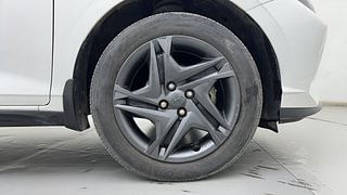 Used 2021 Hyundai New i20 Sportz 1.5 MT Diesel Diesel Manual tyres RIGHT FRONT TYRE RIM VIEW