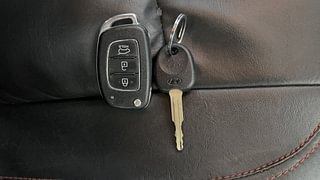 Used 2021 Hyundai New i20 Sportz 1.5 MT Diesel Diesel Manual extra CAR KEY VIEW