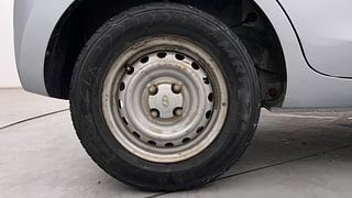 Used 2020 Hyundai New Santro 1.1 Magna AMT Petrol Automatic tyres RIGHT REAR TYRE RIM VIEW