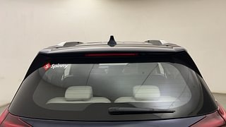 Used 2021 Mahindra XUV700 AX 7 Petrol AT Luxury Pack 7 STR Petrol Automatic exterior BACK WINDSHIELD VIEW