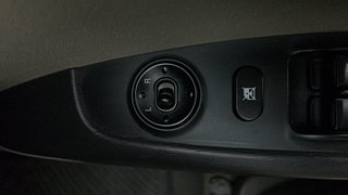 Used 2013 Hyundai i10 [2010-2016] Magna 1.2 Petrol Petrol Manual top_features Adjustable ORVM