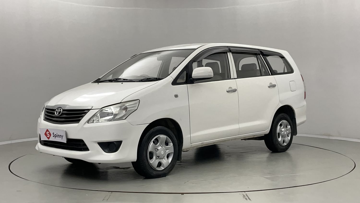 LEFT FRONT CORNER VIEW