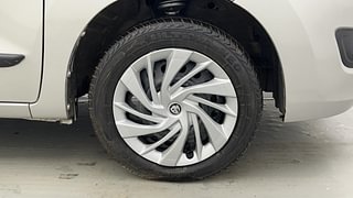 Used 2017 Maruti Suzuki Wagon R 1.0 [2010-2019] VXi Petrol Manual tyres RIGHT FRONT TYRE RIM VIEW
