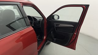 Used 2018 Maruti Suzuki Vitara Brezza [2016-2020] ZDi Diesel Manual interior RIGHT FRONT DOOR OPEN VIEW