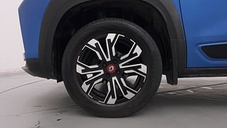 Used 2022 Renault Kiger RXZ Turbo CVT Petrol Automatic tyres LEFT FRONT TYRE RIM VIEW