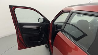 Used 2018 Maruti Suzuki Vitara Brezza [2016-2020] ZDi Diesel Manual interior LEFT FRONT DOOR OPEN VIEW