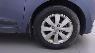 Used 2015 Hyundai Xcent S 1.1 CRDi (O) Diesel Manual tyres RIGHT FRONT TYRE RIM VIEW