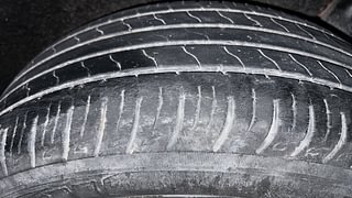 Used 2018 Maruti Suzuki Vitara Brezza [2016-2020] ZDi Diesel Manual tyres LEFT REAR TYRE TREAD VIEW
