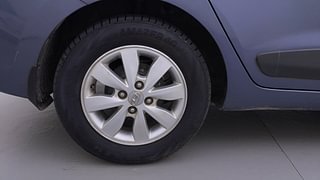 Used 2015 Hyundai Xcent S 1.1 CRDi (O) Diesel Manual tyres RIGHT REAR TYRE RIM VIEW