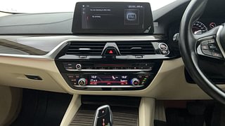 Used 2018 BMW 5 Series [2017-2021] 520d Luxury Line Diesel Automatic interior MUSIC SYSTEM & AC CONTROL VIEW